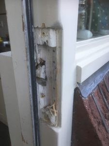 Bestaande sluitplaat verwijderd